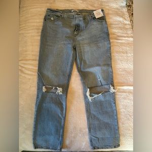 Abercrombie NWT distressed jeans 35waist/size 20 Long